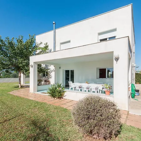 Villa Perica Oliva